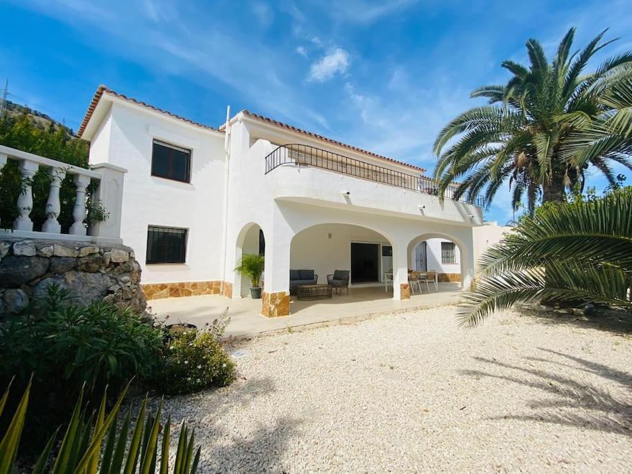 With Private Pool And Close To The Villa Calp
