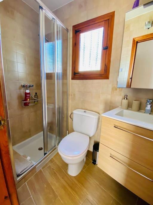 With Private Pool And Close To The * Calp