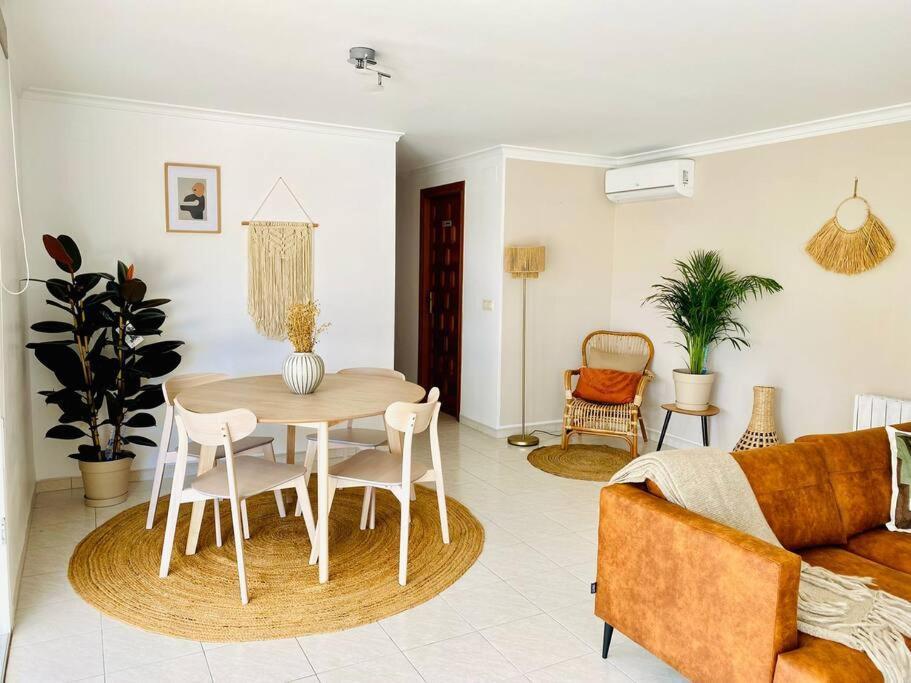 With Private Pool And Close To The Calp