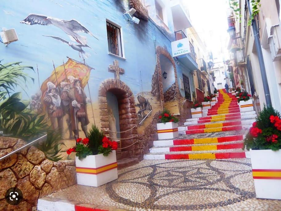With Private Pool And Close To The Villa Calp